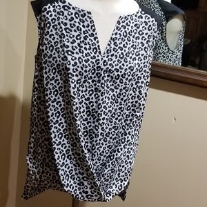 LEOPARD PRINT SLEEVELESS BLOUSE